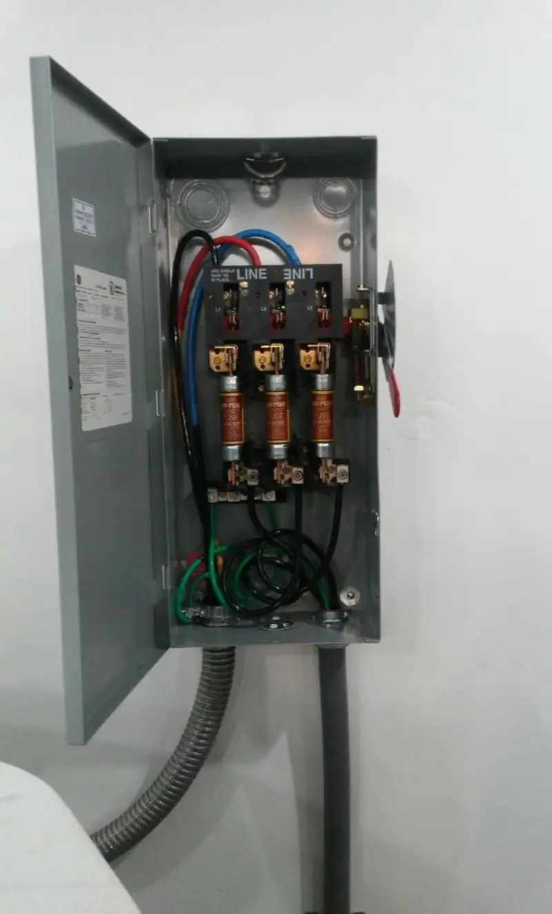 Three-phase disconnect switch installed for Smoke Detector Installation in Greenfield